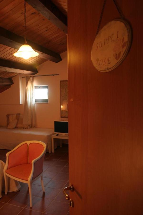 הוילה קוראטו Casale Torre San Magno מראה חיצוני תמונה